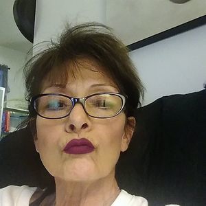 Meet your Posher, Tina